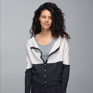 Lululemon after class cardigan black white size 2